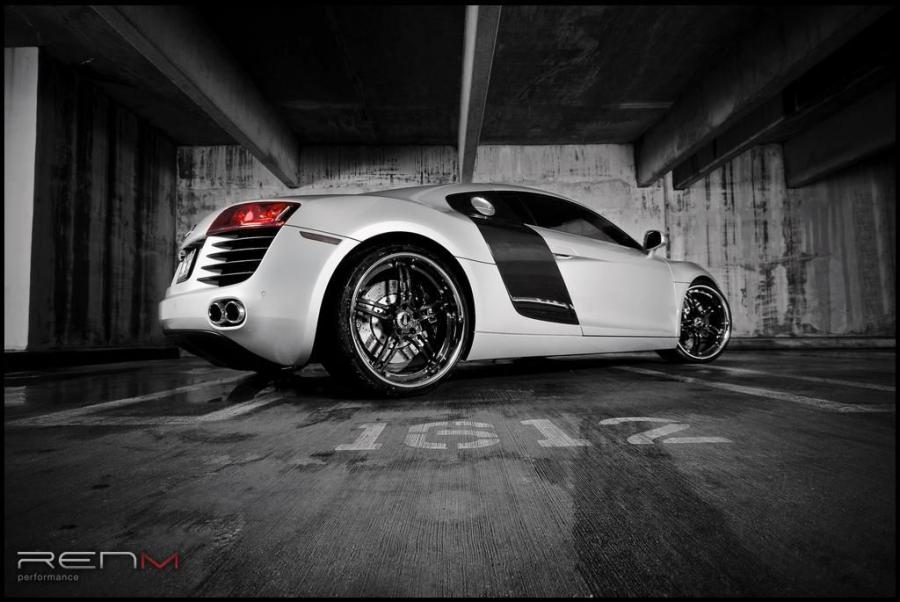  Audi R8 by RENM 2010 года  (фото 8 из 10)